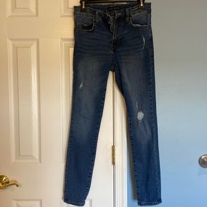 Womens Aeropostale size 6 regular high rise jeggings.